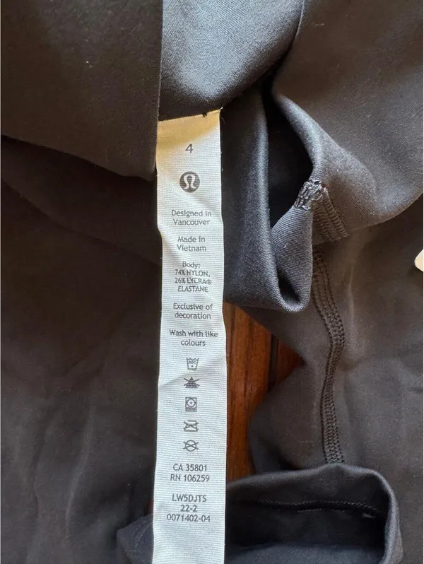 Lululemon Instill High Rise 25” Black Size 4 NWT - Image 6