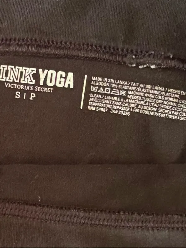 PINK Victoria's Secret Black Leggings with Sequin 'LOVE PINK' Waistband - Image 6