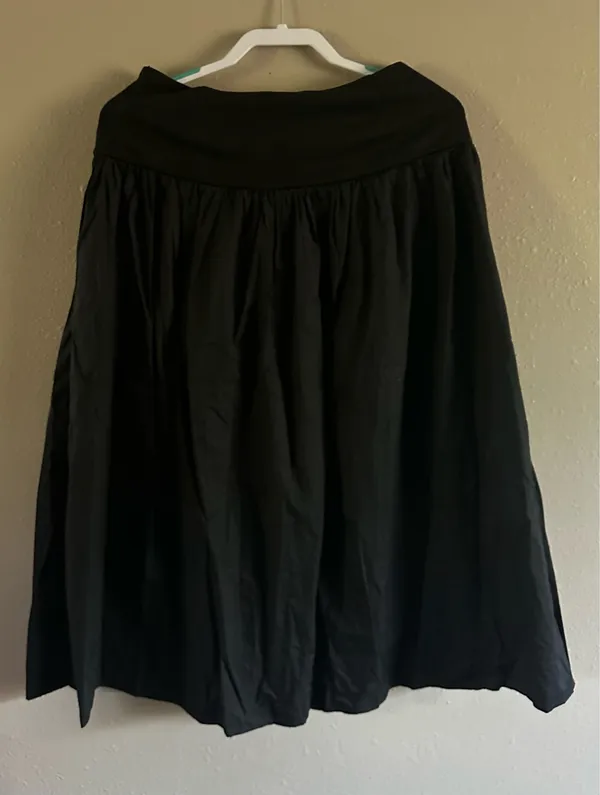 Le Lis long black skirt size M - Image 3