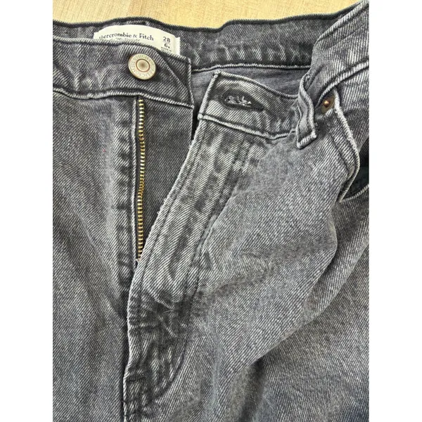 Abercrombie & Fitch Curve Love 90s Straight Ultra‎ High Rise Faded Black 28/6R - Image 7