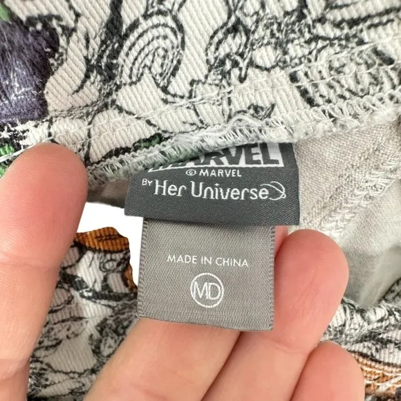 Marvel Avengers‎ Her Universe Mini Short Overalls Disney World Summer Comicon - Image 5