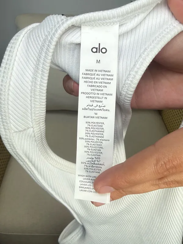 NWT Alo Yoga Alosoft Ribbed Revelation Tank Size medium - Image 6