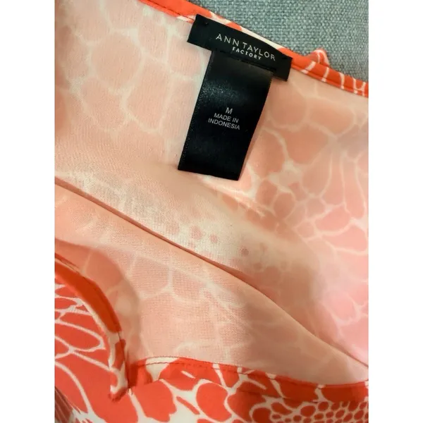 Ann Taylor Coral Floral Blouse M Unique Ruffle Sleeve Chiffon Chic Statement Top - Image 3