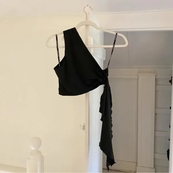 Lovers and Friends Cordelia Rosette One Shoulder Top Black & White Size XS $128 - Image 10
