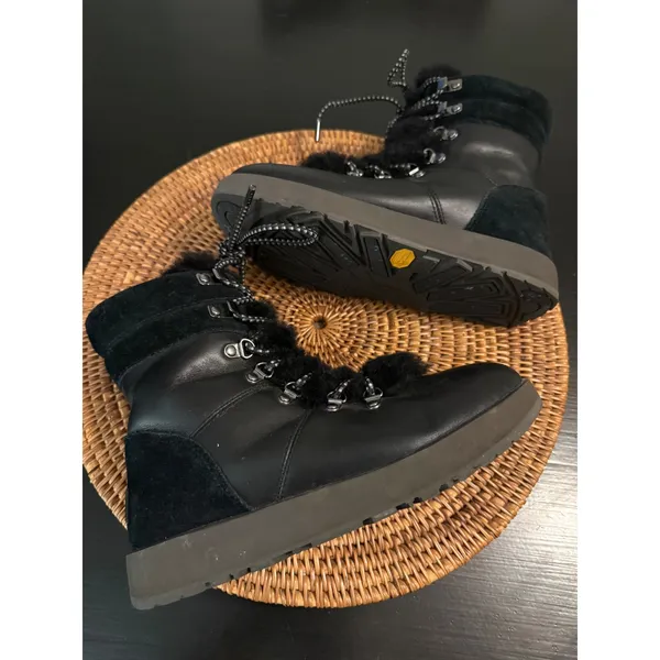 UGG Viki Boot Black Waterproof Leather‎ Vibram Arctic Grip Women - Image 6