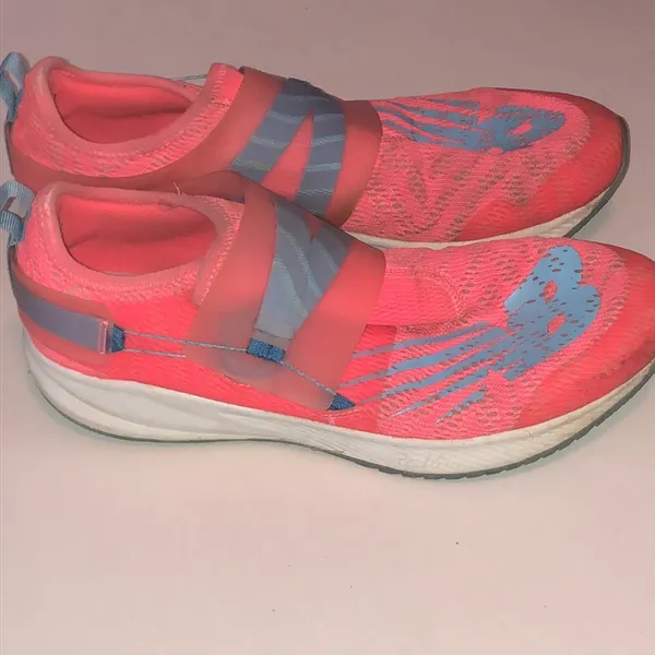 Size 7 New Balance Orange Coral Pink Slip-On Athletic Shoes - Image 4