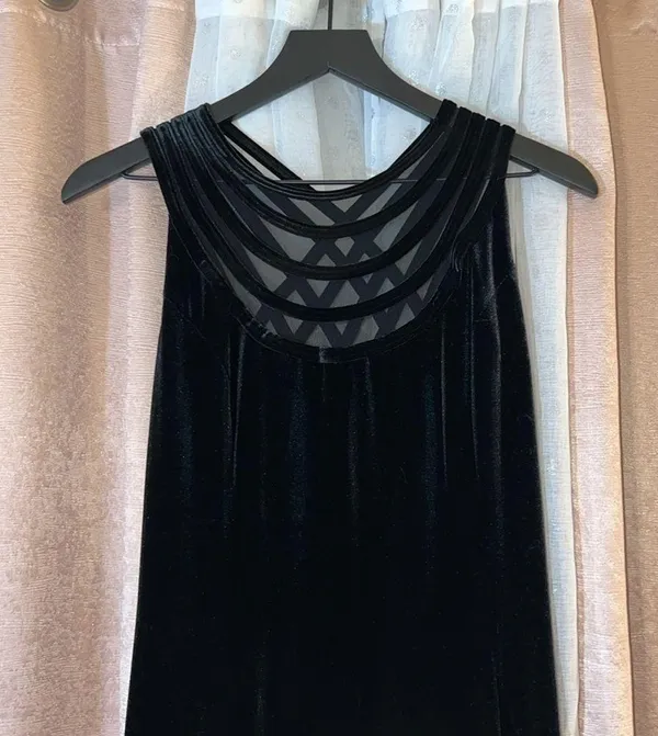 Gina Bacconi Size 10 Black Velour Maxi Gown - Image 2