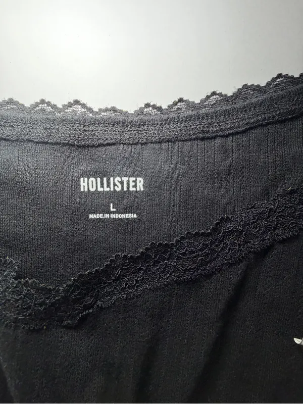 Hollister Black Ribbed Off-Shoulder Long Sleeve Top - Image 2