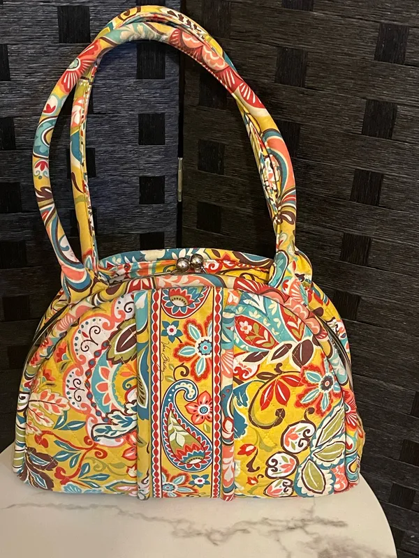 VERA BRADLEY PROVENCAL Eloise Kisslock Purse 9.5 x 12 x 4.5 Preloved - Image 5