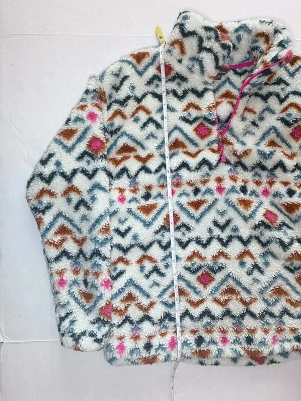 Eddie Bauer Plush Sherpa Fleece Quarter Zip Pullover - Medium - Geometric Print - Image 4