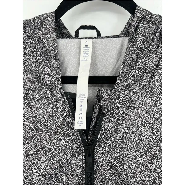 🆕 NWOT Lululemon I Put A Shell On You Crop Jacket Lightweight Pullover Hood 6 - Image 15