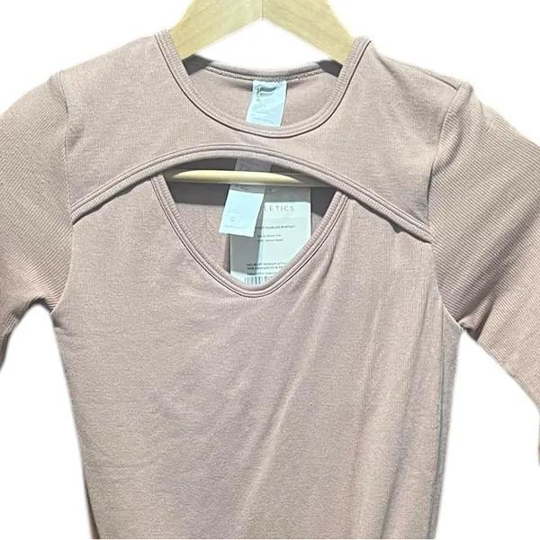 Fabletics NWT Finely Cutout‎ Seamless Bodysuit in Desert Size Small - Image 5