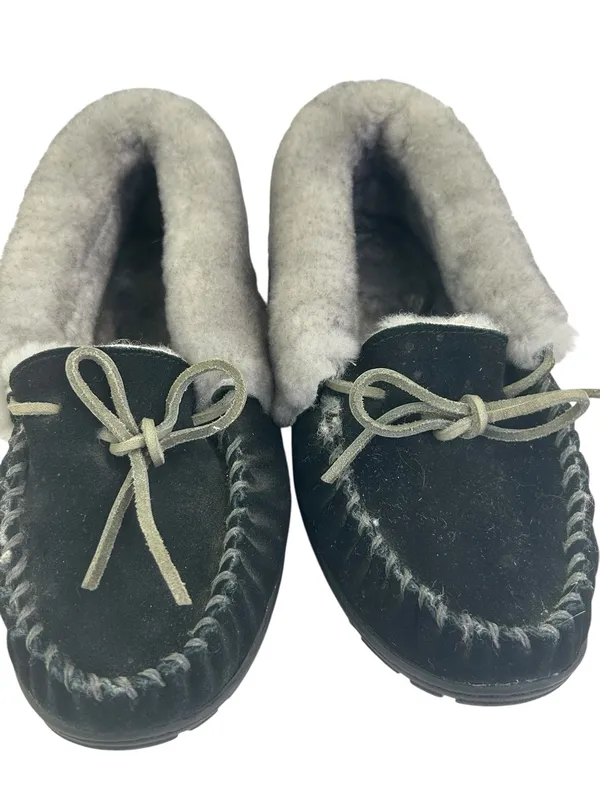 LL Bean Wicked Good Moccasins Black 8M hard sole fur lined - Image 2
