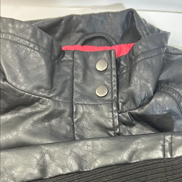 Black Faux Leather Jacket with Pink Lining Size L - Image 16
