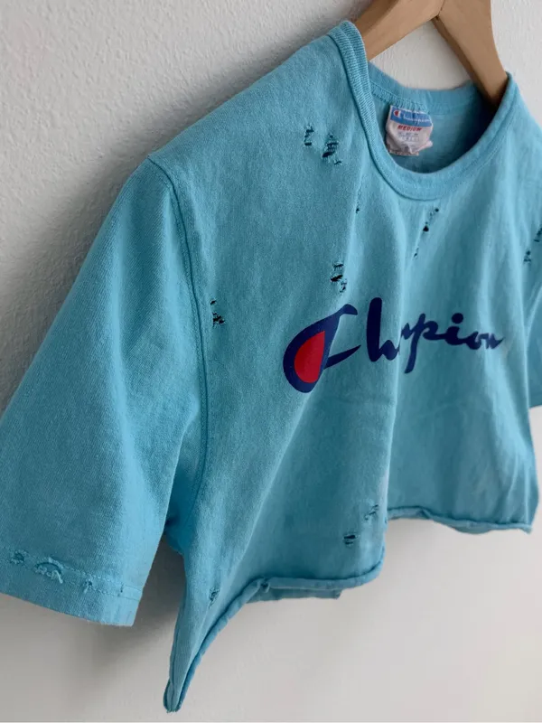 Champion cropped tee with paint splatter details - Image 6