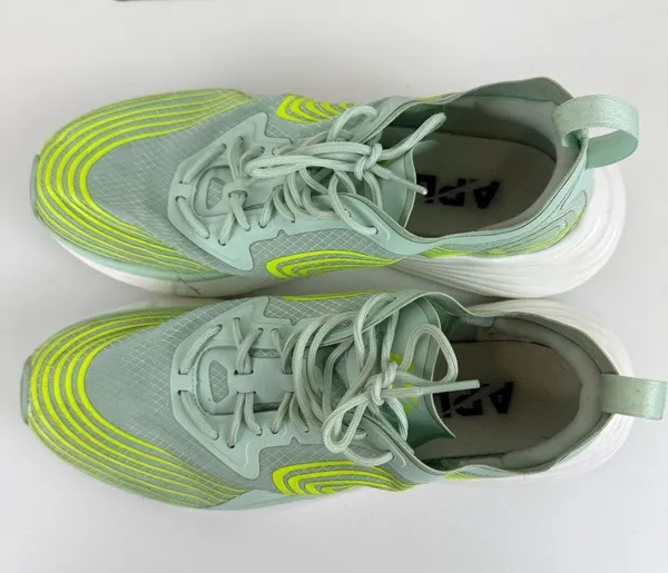 APL Women's Size 8.5 Streamline Max Cushion Running Sneakers in Peppermint - Image 4