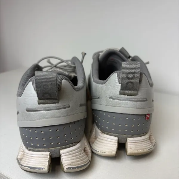 On Cloud Terry Women's Size US 7 Gray CloudTec Running Sneakers - Image 4