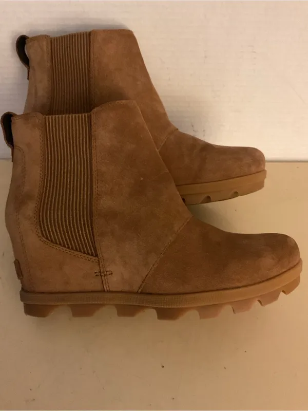 Sorel Women's Suede Chelsea Platform Joan of Artic wedge boots US 8.5 - Image 7