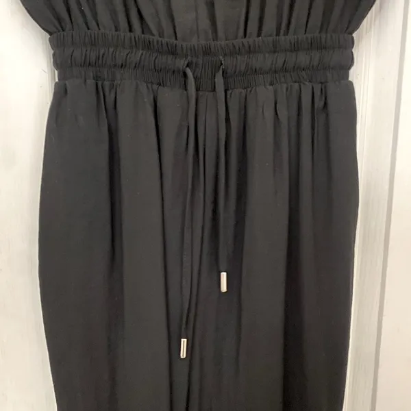 Moll V-Neck Jumpsuit in Black - Image 9