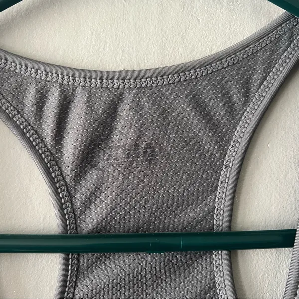 Zyia Active Grey Mesh Sports Bra Size Large - Image 3