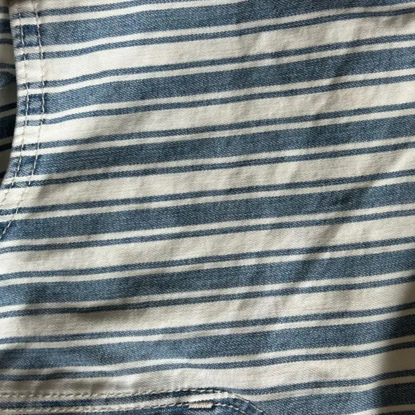 American Eagle Striped High Waisted Denim Shorts Blue White Cuffed Size 27w - Image 2