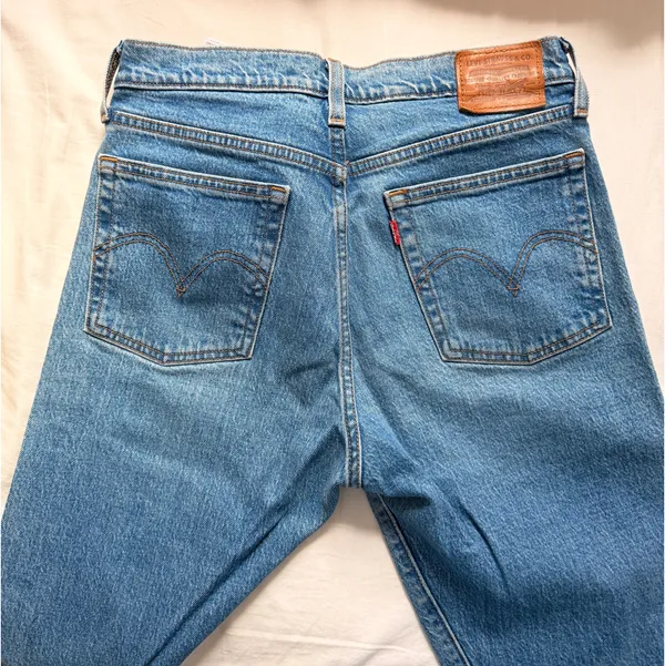Levi’s Wedgie Jeans - Image 6