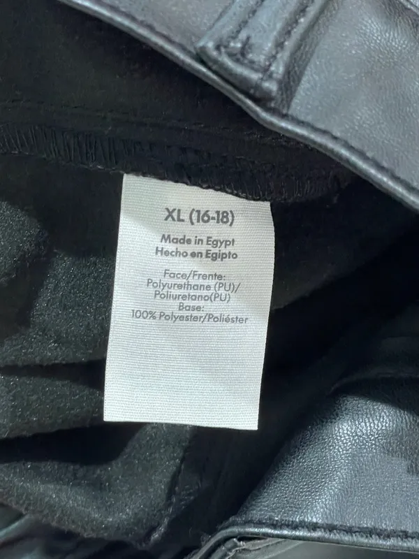No Boundaries wide-leg faux leather cargo pants - Image 4