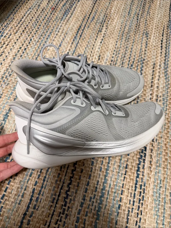 Lululemon Gray/silver tennis shoes - Image 4