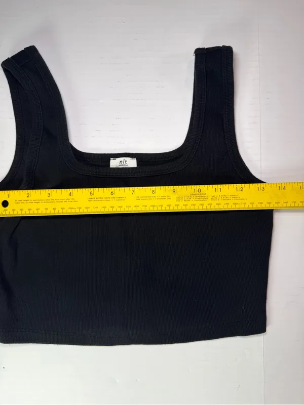 nlt Black Ribbed Square - Image 3