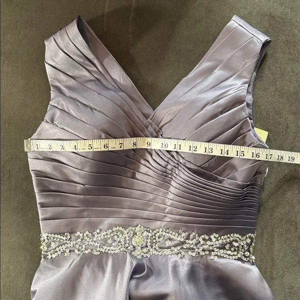 Women’s V-Neck Full Length Satin Formal Prom Dress Zip Up Back Size S NWT - Image 10