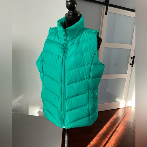 LAND’S END puffer vest 🌷 - Image 3