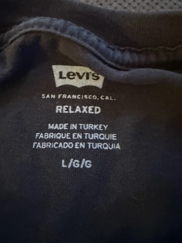 Levi’s Tee - Image 2