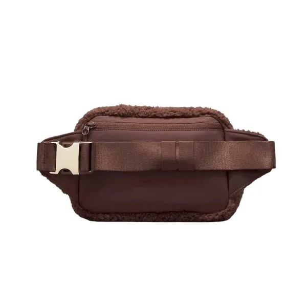 Lululemon Everywhere 2L Belt Bag Women's One Size Lg Fleece Brown Fanny Pack - Image 2