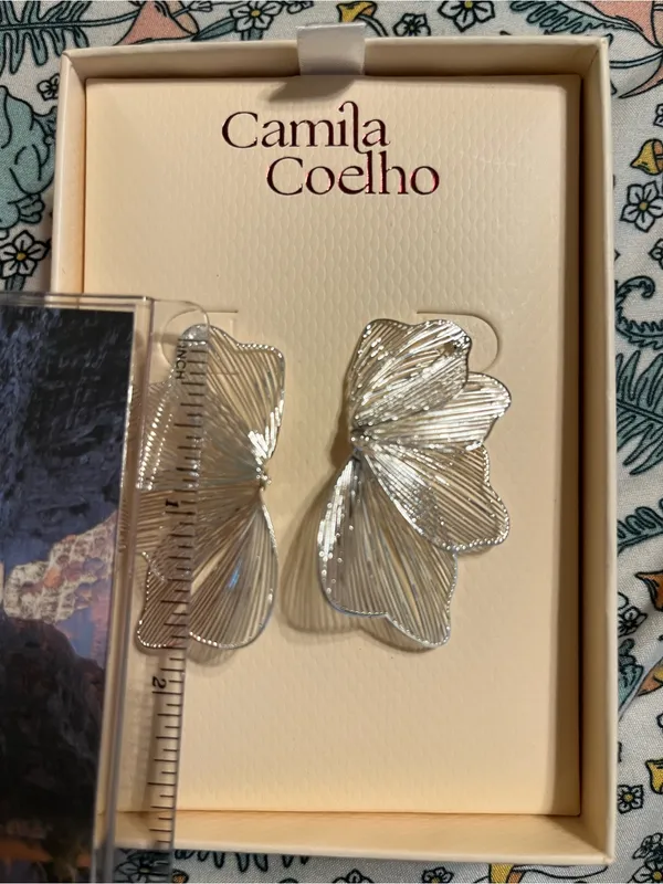 Camila Coelho Silver Floral earrings - Image 3