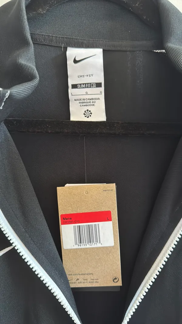 Men’s Nike Zip-Up Jacket - Image 3