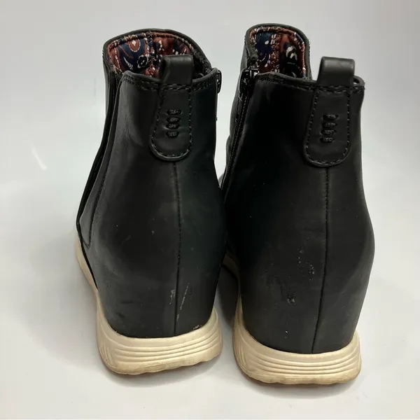 Bare traps Jaci wedge‎ Booties black size 8 - Image 8
