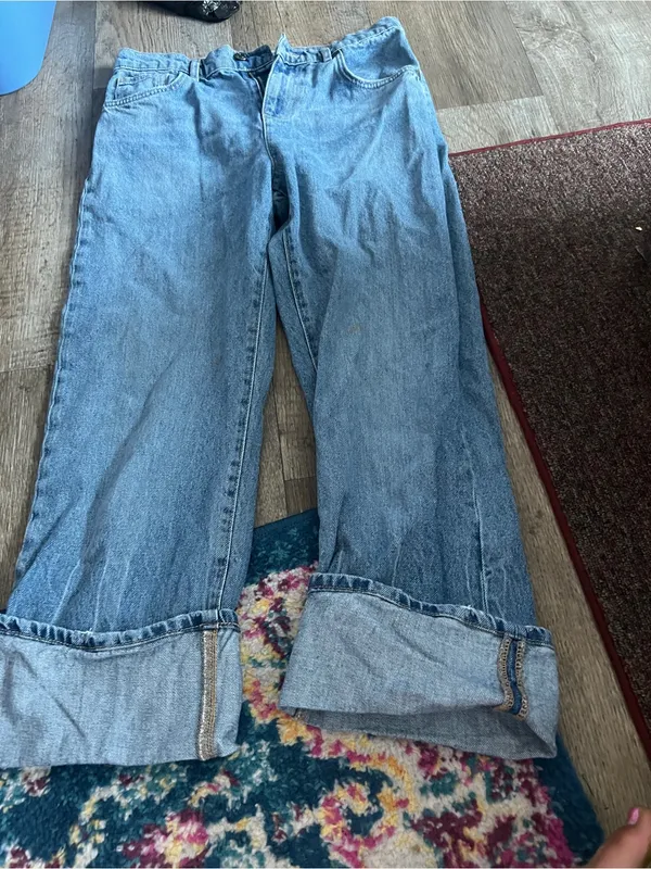 Mango size 4 cuffed jeans - Image 2