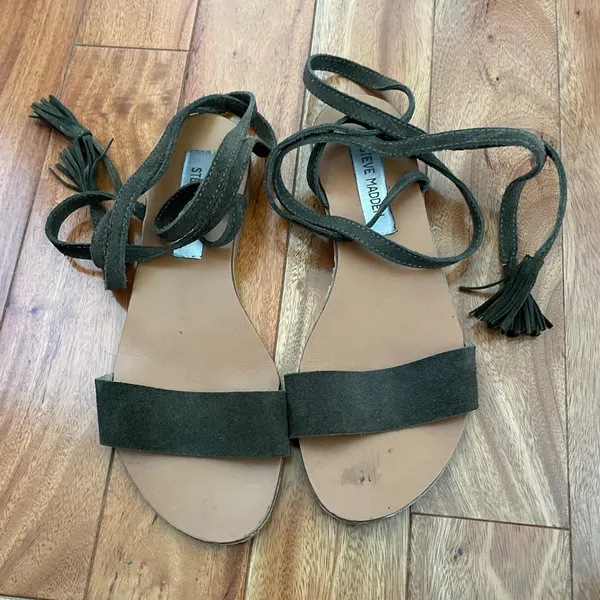 Steve Madden Kaara Strappy Olive Tie Up Sandals - Image 2