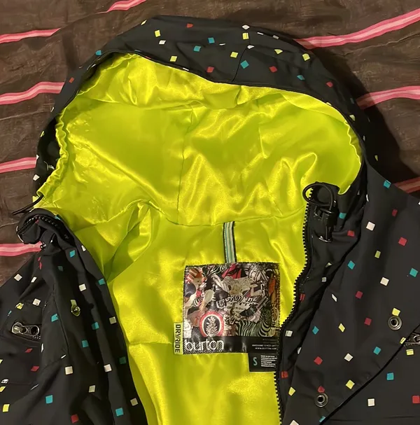 Burton Lush Black Multi Squares Snowboard Ski Jacket $249.95 EUC Wmn’s S - Image 9