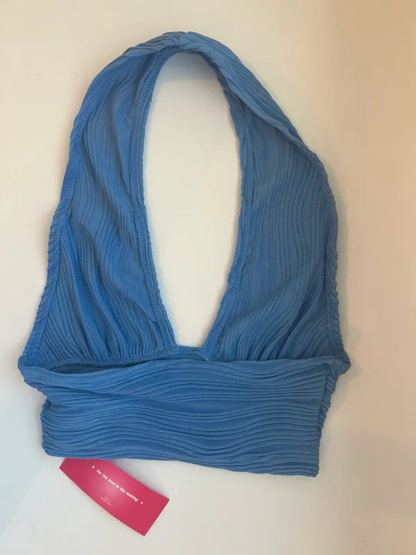 Cropped Halter Top - Image 2