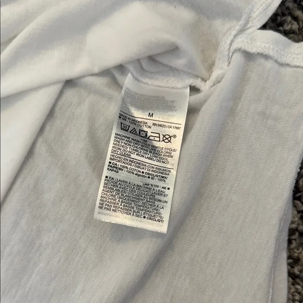 Old Navy White Tank Top - Image 4