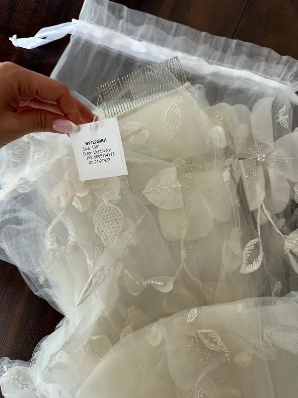 Wedding Veil - Image 7