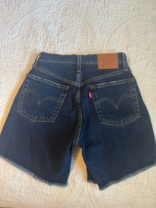 Levi’s 501 Denim Shorts High-Rise - Image 2