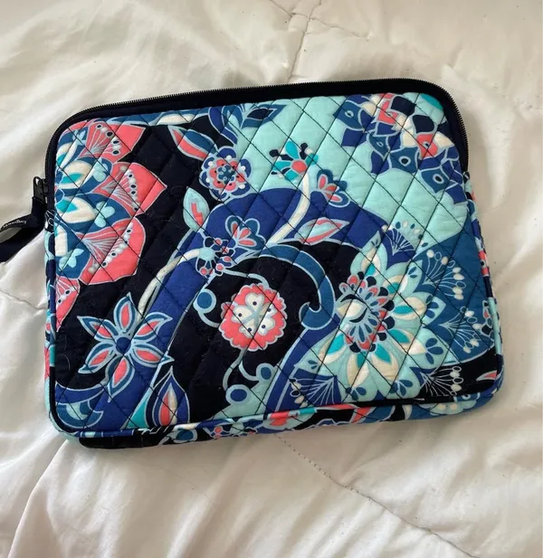 Vera Bradley iPad Sleeve - Image 2