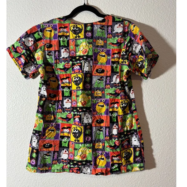 Bio Bring It On Women's Size M Halloween V-Neck Scrub Top Ghosts Monsters - Image 2