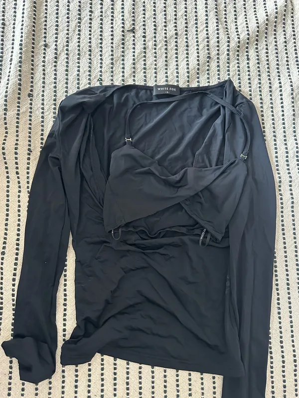 White Fox Boutique Black Top - Image 2