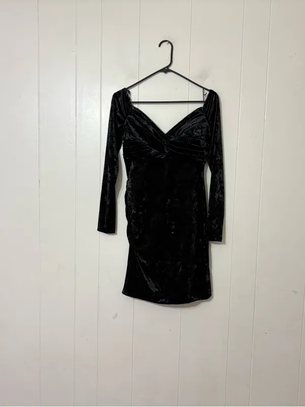 Sherri Hill Black Crushed Velvet Off Shoulder Mini Dress 6 Long Sleeve Cocktail - Image 3