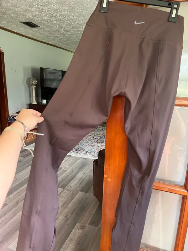Nike Flare Leggings  - Image 3