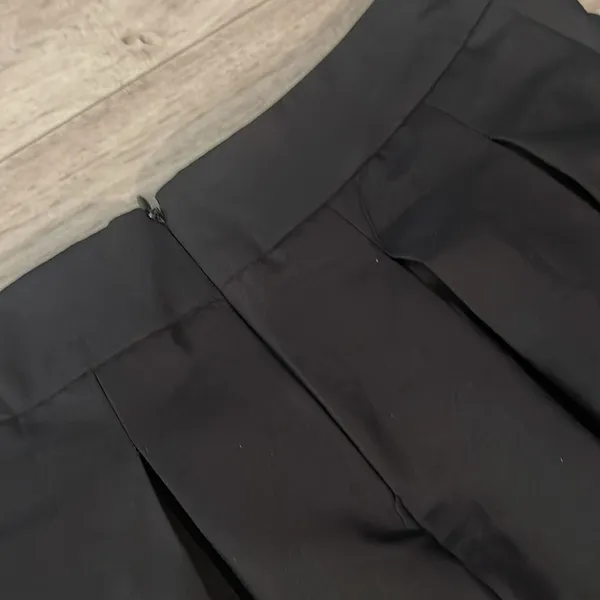 White House Black Market 2 A-Line Black Skirt pleated zip back - Image 6