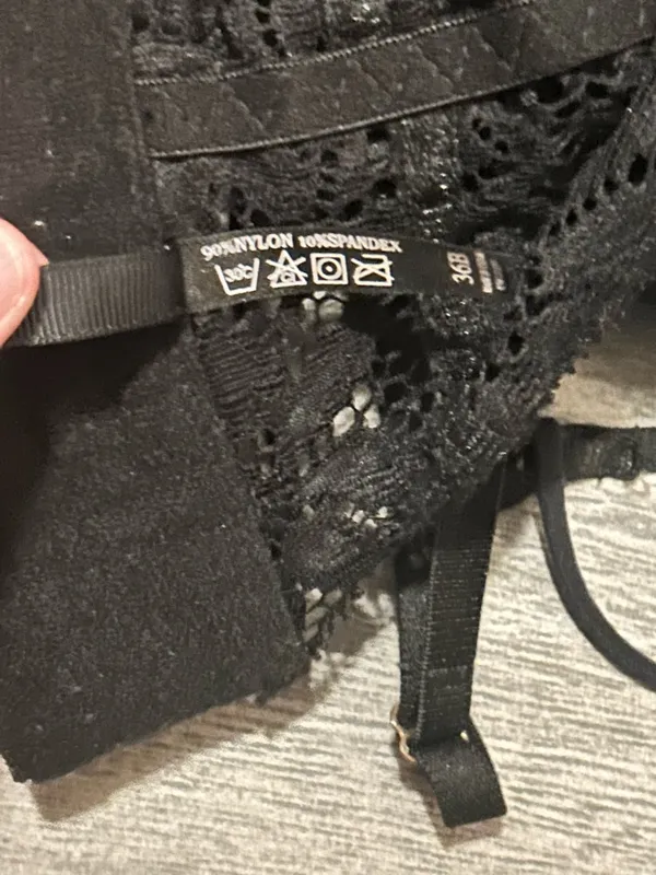 Body Frosting Black Lace Bra- size 36B - Image 4